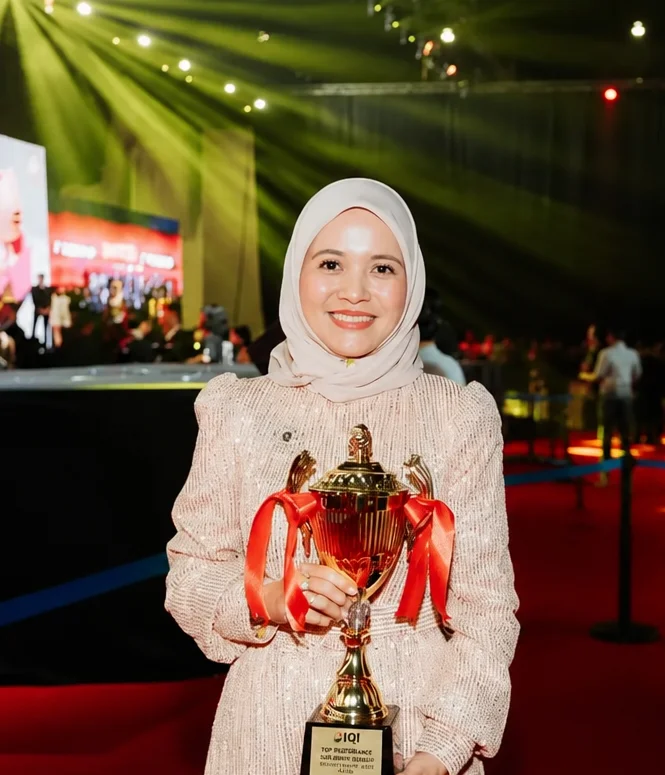 Adzura Mohd Zamedin